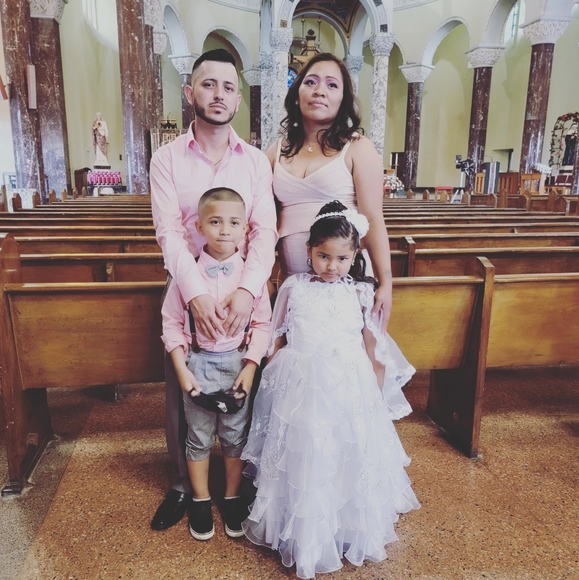 Meet your Posher, Sandra - Picture 1 of 1